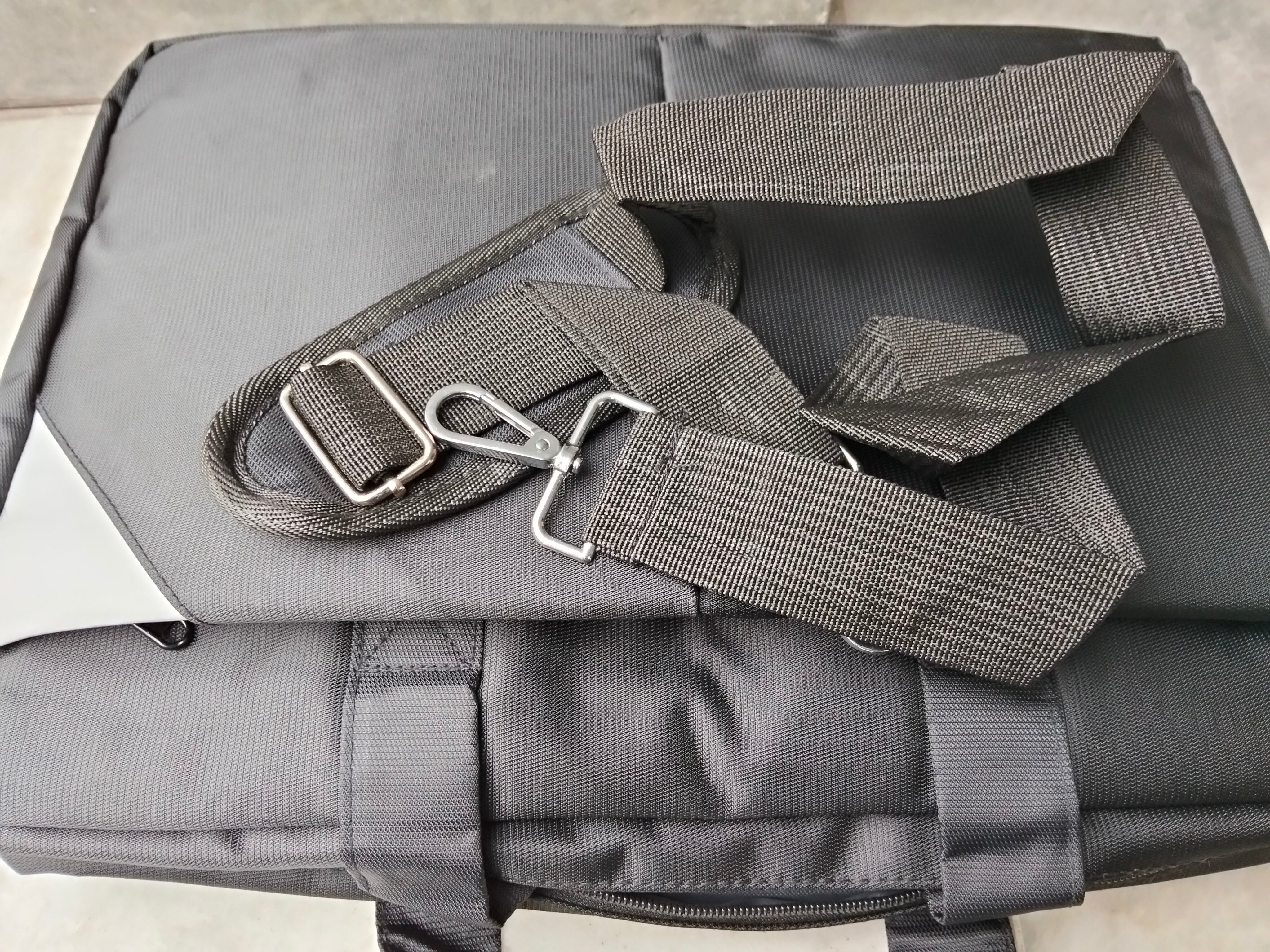 Imported Executive Laptop/Business Carry Waterproof Handbag