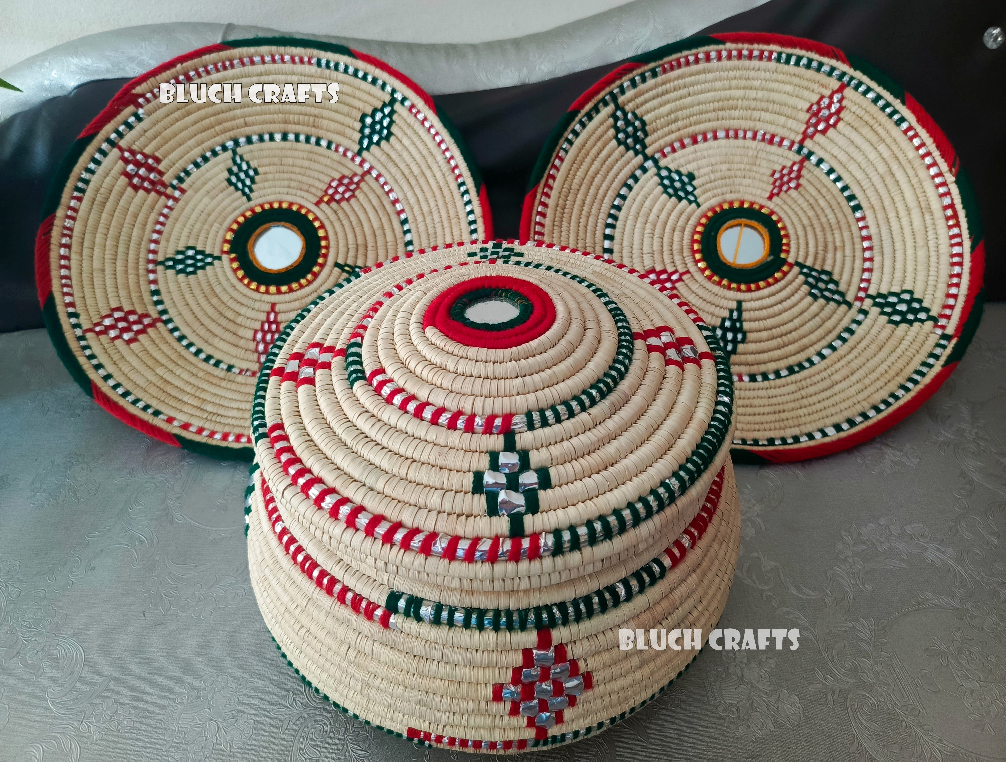 Handwoven Hotpot and Baskets set (1 Hotpot, 2 Changair)